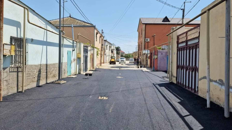 Suraxanı rayonunda yollar təmir olunur