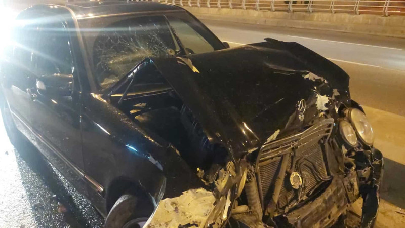 Ziya Bünyadovda baş vermiş qəza tıxaca səbəb olub