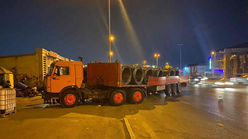 Ziya Bünyadov prospektində iki “KamAZ” markalı avtomobil toqquşub - FOTO