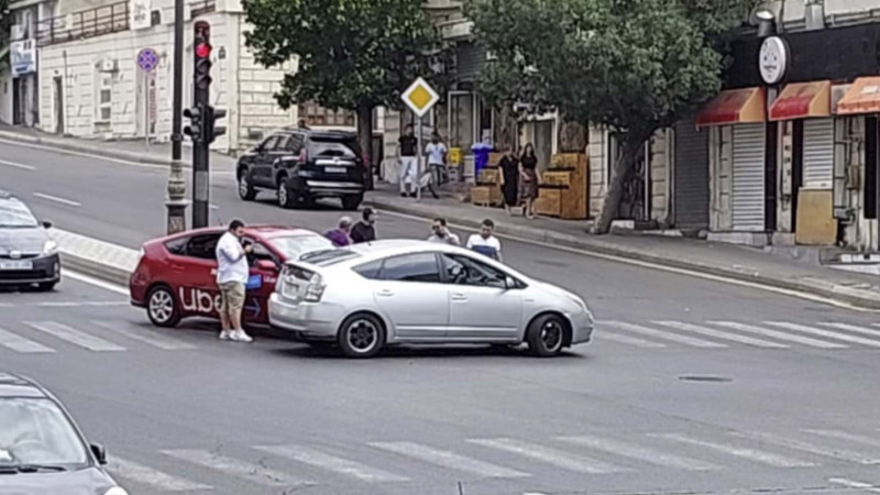 Nəsimidə “Prius”lar toqquşub