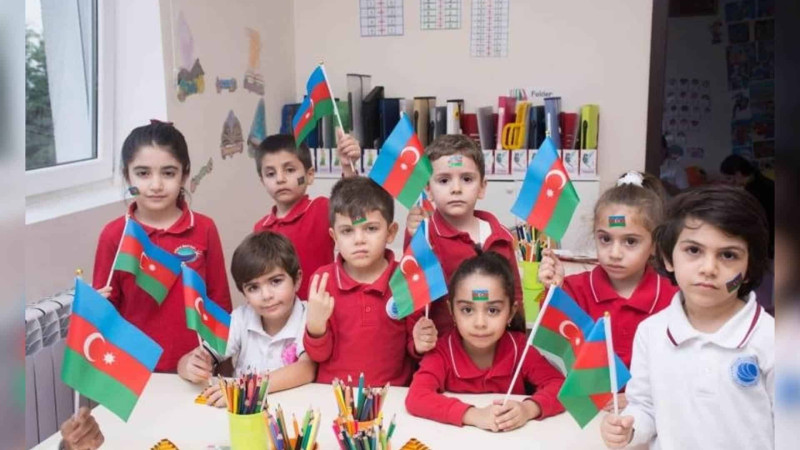 Sığınacaqda qalan uşaqlar sənədləri olmadığına görə təhsil ala bilmirlər