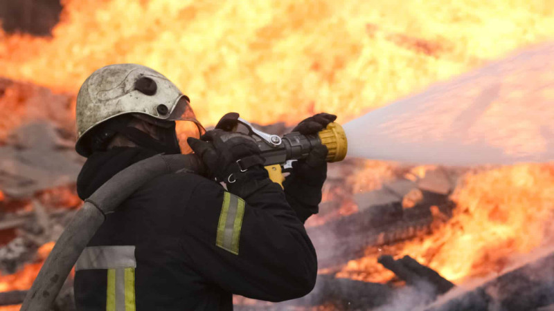 Nərimanovda beşmərtəbəli binada 15 sayğac yanıb