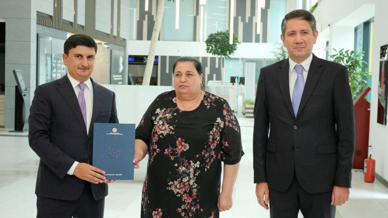 Bakıda 100 mənzil və ev şəhid ailələrinə və müharibə əlillərinə verilib