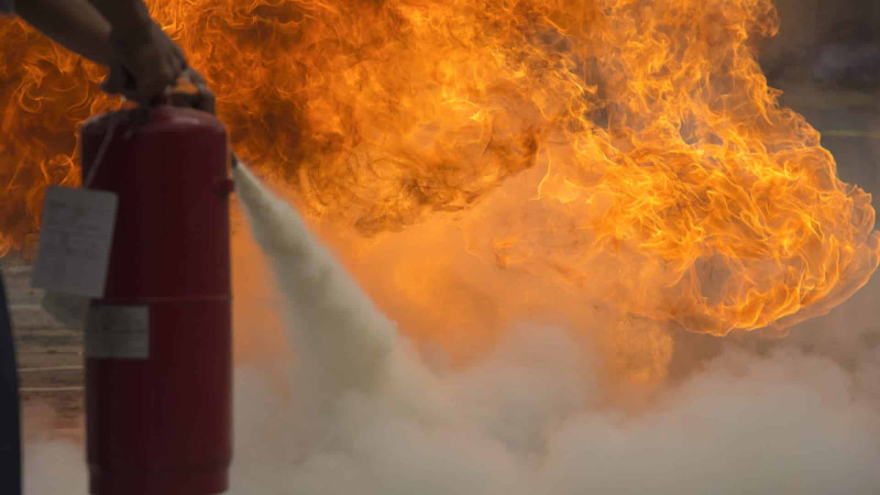 Pirallahıda elektrik yarımstansiyasında yanğın hadisəsi baş verib