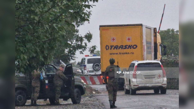 Rusiya Qızıl Xaç Cəmiyyətinin yardımla dolu yük avtomobili Xankəndinə yola düşüb