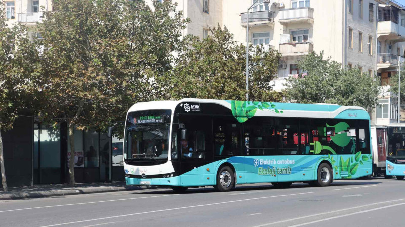 Paytaxtda ilk elektrik mühərrikli avtobus xəttə buraxılıb