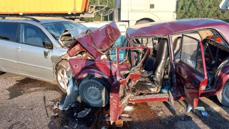Bakıya forma almağa gələn ailə qəzaya uğrayıb: ata və 3 yaşlı uşağı  həlak olublar