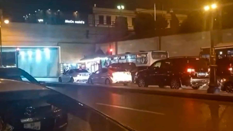 Bakıxanov qəsəbəsindən “Neftçilər” metrosu istiqamətində işıqfor quraşdırılıb
