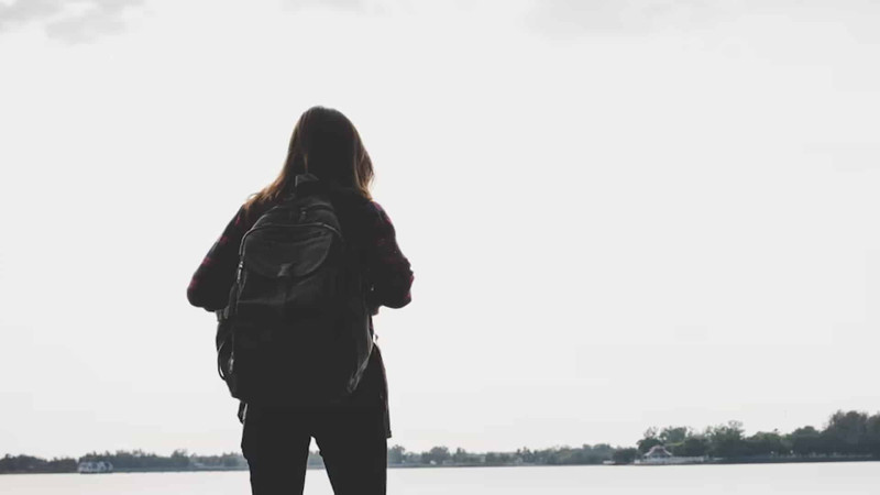 Xətai rayonunda 15 yaşlı qız itkin düşüb