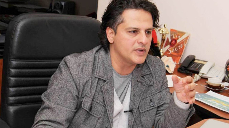 Kukla teatrının baş rejissoru işdən çıxır