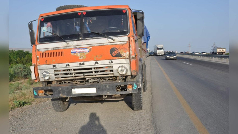 Sabunçuda sərnişin avtobusu qəzaya düşüb