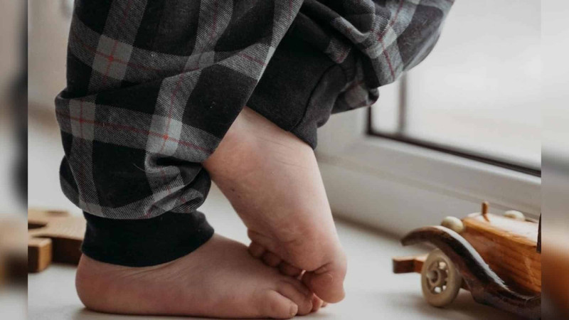 Binədə azyaşlı ikinci mərtəbədən yıxılıb