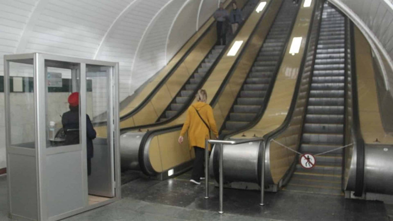 Metronun “28 May” stansiyasındakı eskalator təmir olunub