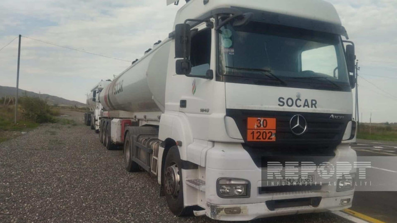 Xankəndi şəhərinə daha iki maşın yanacaq göndərilib