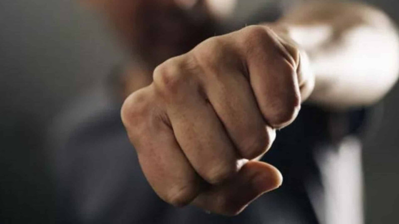 Yasamalda 39 yaşlı qadın döyülüb