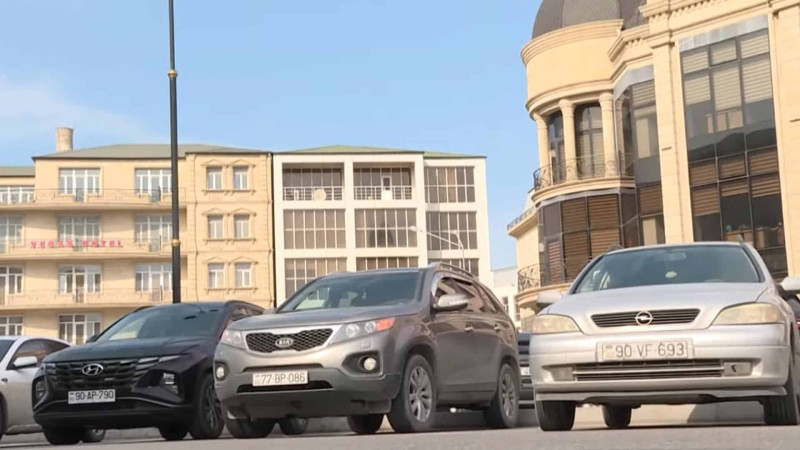 Bakıdakı 7 saylı “ASAN xidmət”in yaxınlığında sürücülər mütəmadi olaraq cərimələnirlər