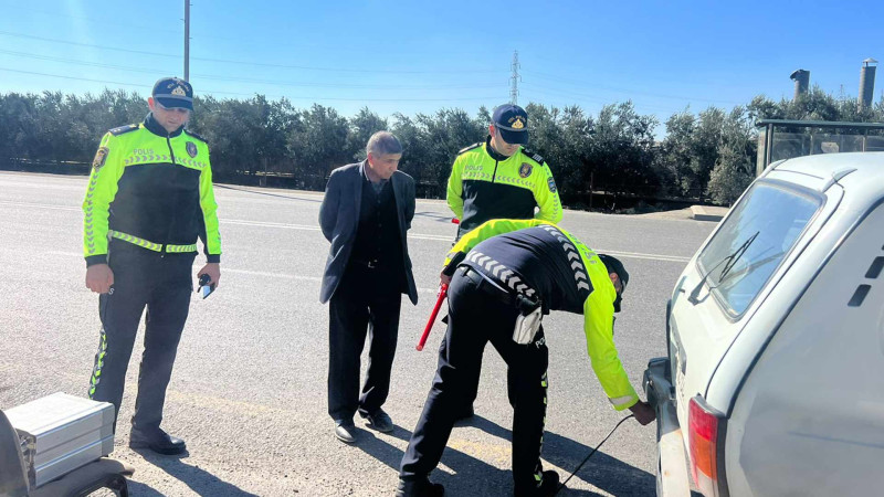 Yol polisi Bakıda reyd keçirir: avtomobillər havaya atılan qazın miqdarına görə yoxlanılır