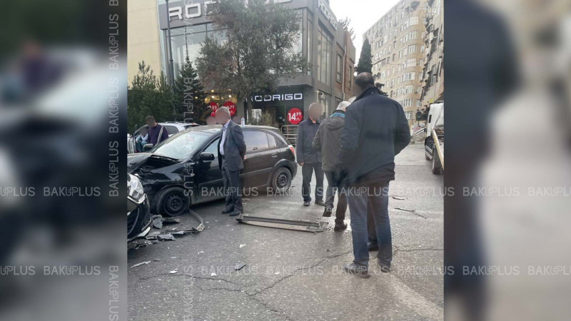Nəsimi: Üçüncü mikrorayonda üç avtomobil toqquşub