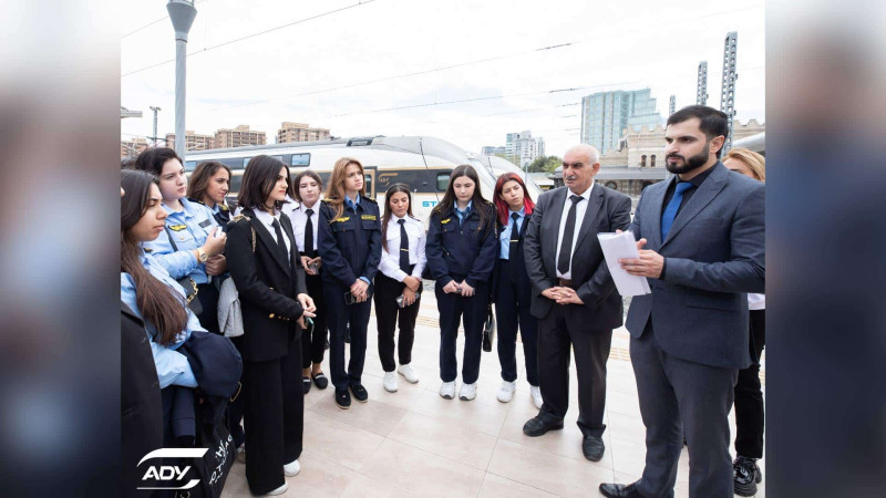 Azərbaycanda dəmir yolu nəqliyyatını qadınlar da idarə edəcəklər