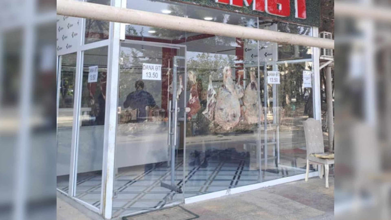 AQTA Suraxanıda reyd keçirib: ət kəsimi məntəqələri bağlanıb