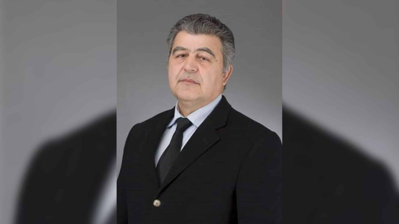Bakıda universitetin professoru vəfat edib