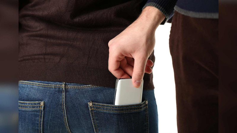 Nərimanov rayonunda 1 nəfərin telefonu oğurlanıb