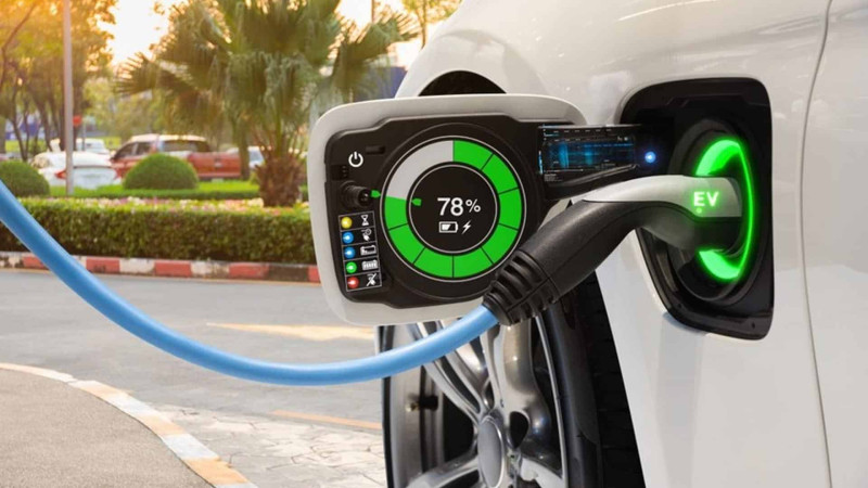 Bakıda YDM-lərdə elektromobillər üçün enerji doldurma yerləri açılacaq