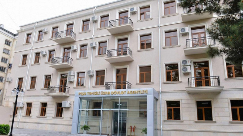 Daha bir təhsil müəssisəsinə direktor təyin olunub