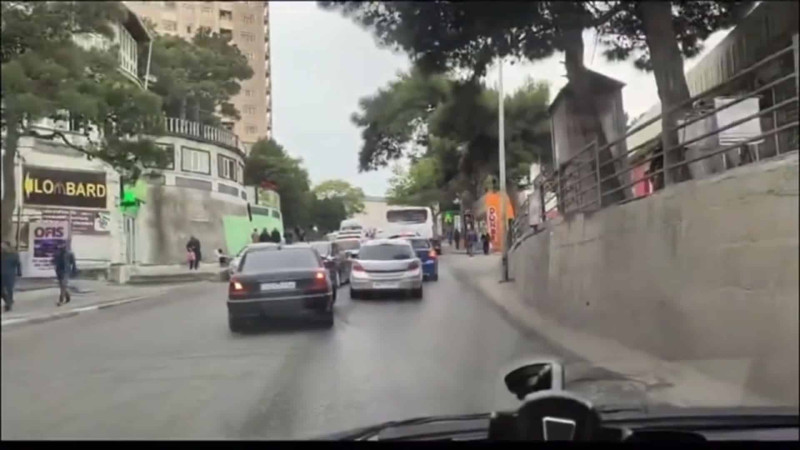 Sabunçuda “getdikləri yerə gecikən” sürücülər hər gün tıxac yaradırlar – VİDEO