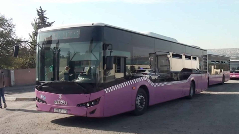 Xırdalandan Bakıya gələn sərnişinlər saatlarla avtobusları gözləyirlər