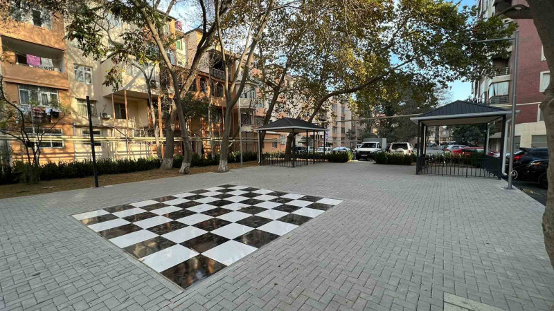 Bakıda növbəti “Abad Həyət” sakinlərə təhvil verilib