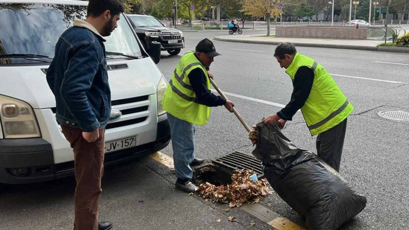 Nəsimi rayonunda qış mövsümünə hazırlıq işləri aparılıb