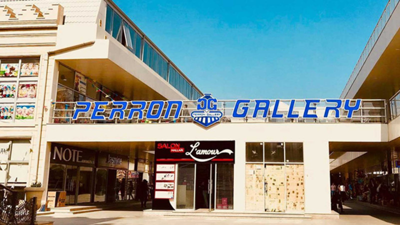 Bakı Dəmiryol Vağzalı ərazisində olan “Perron Gallery” TM-də yanğın olub
