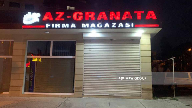 Xətaidə müştəri satıcını bıçaqlayıb