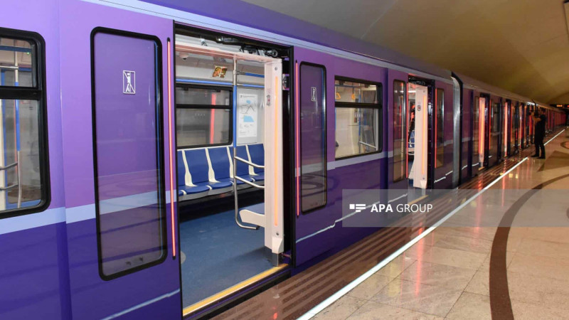 “Xalqlar Dostluğu” metrosunda qatarda nasazlıq olub