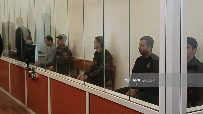“Bravo” hipermarketinə silahlı hücum barəsində məhkəmə davam edir