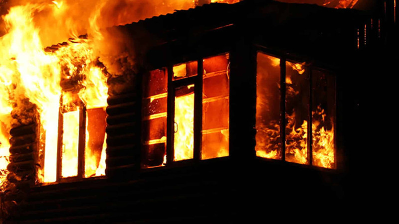 Xəzər rayonunda 5 otaqlı evdə yanğın olub