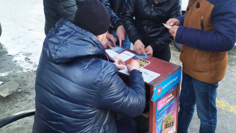 Nəsimi rayonunda lotereya satış məntəqəsindən biletlər oğurlanıb