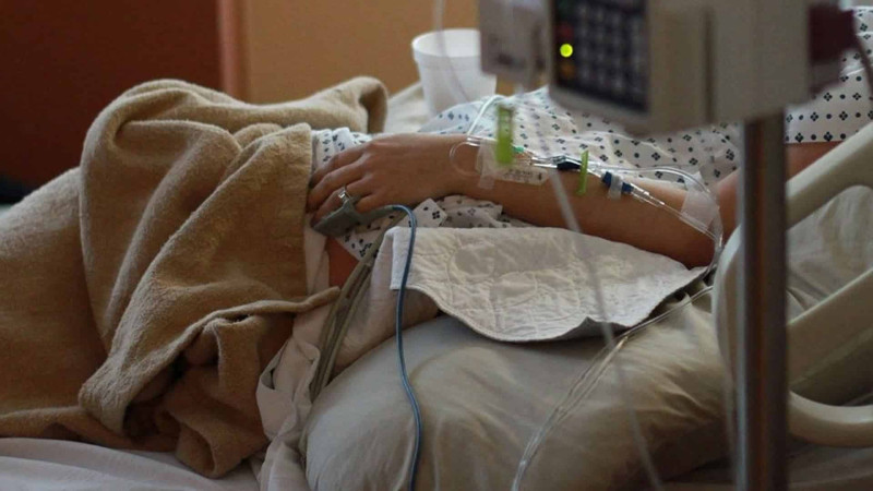 Gəlin tərəfindən döyülən qadının son vəziyyəti açıqlanıb – YENİLƏNİB