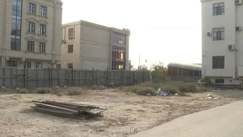 Nərimanovda binaların 1 metrliyində inşaat aparmaq istəyirlər