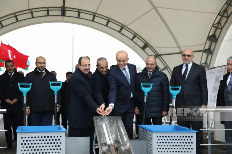 Pirallahıda dərman istehsalı zavodunun təməli qoyulub