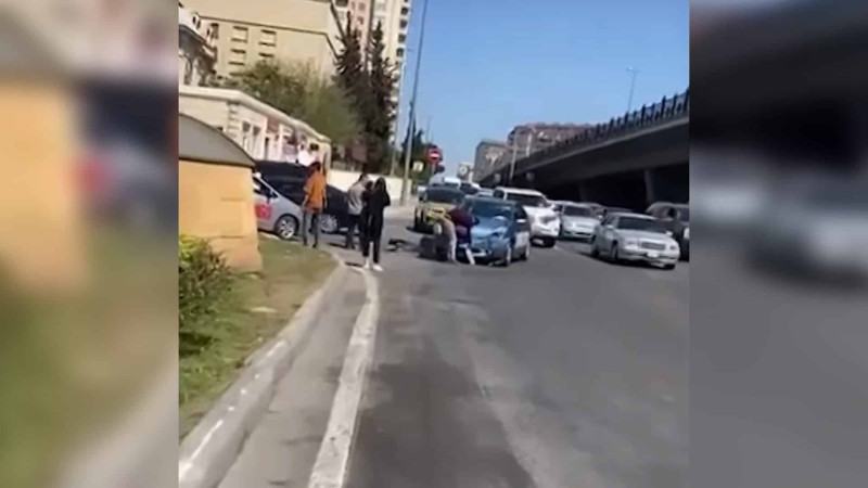 Şəhərin ən təhlükəli yol kəsişmələrindən biri: burada hər gün qəzalar baş verir – VİDEO
