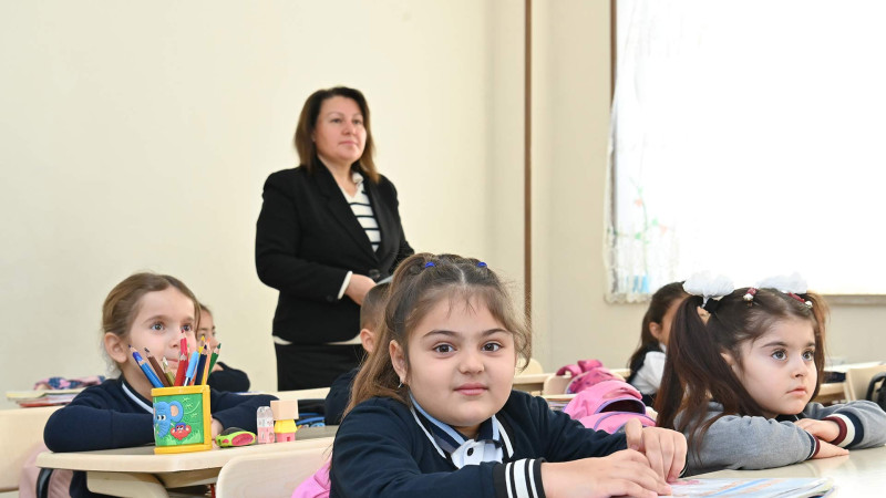Paytaxtda çalışan müəllimlərin maaşı məlum olub