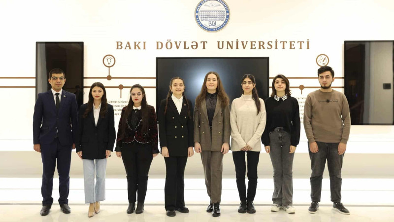 Bakı Dövlət Universitetində 3000 AZN təqaüd alan tələbələrin adları açıqlanıb