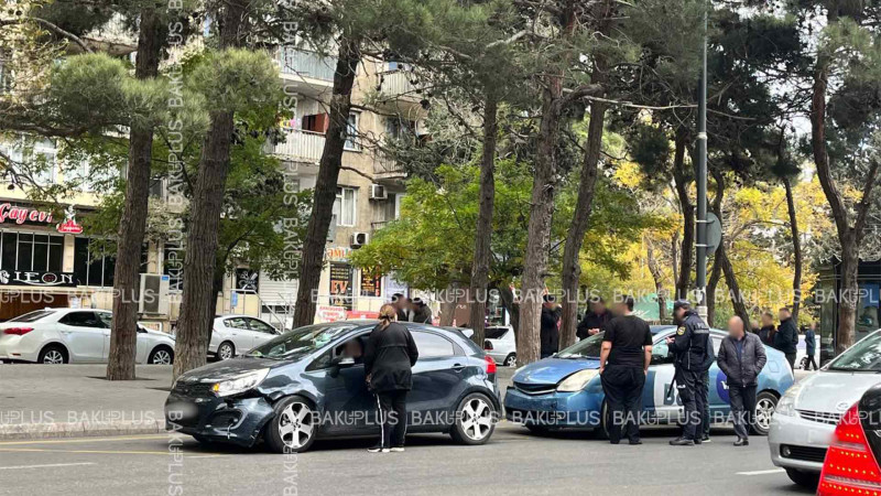 Nərimanovda iki avtomobil toqquşub