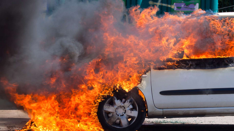 Xətaidə “BMW” yanıb