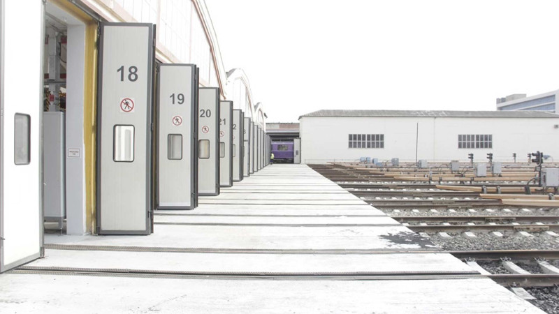 Metronun deposu əsaslı təmir edilib