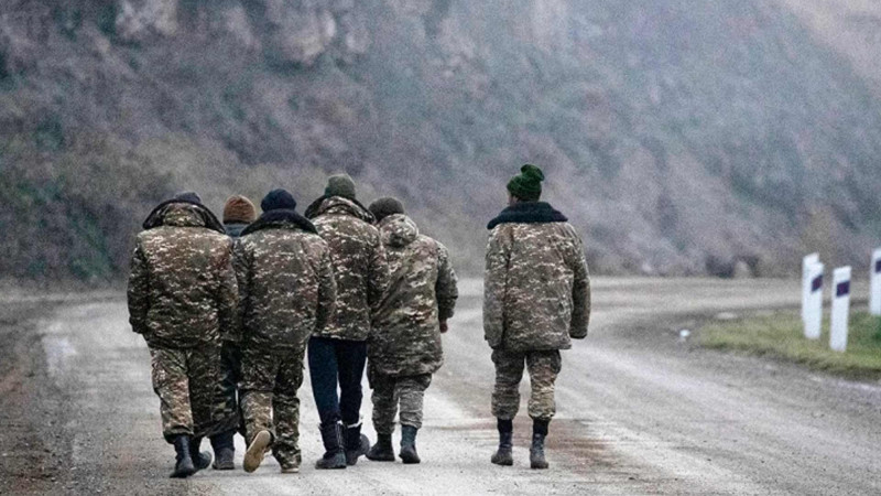 Azərbaycan-Ermənistan sərhədində hərbi əsirlərin mübadiləsi yekunlaşıb: CANLI YAYIM – YENİLƏNİB