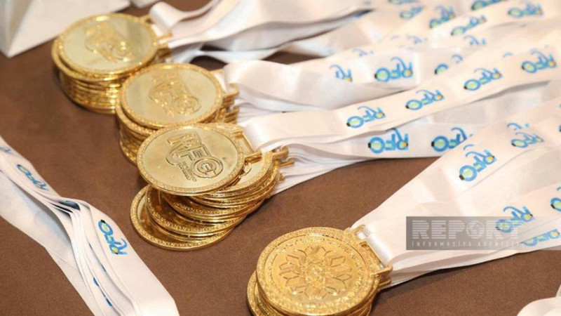 Bakıda 72 məktəbli olimpiadalarda uğur qazanıb