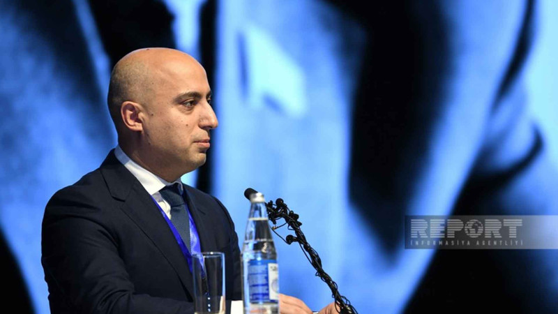 “1 şagird üçün 7000 AZN xərclənir” – Emin Əmrullayev